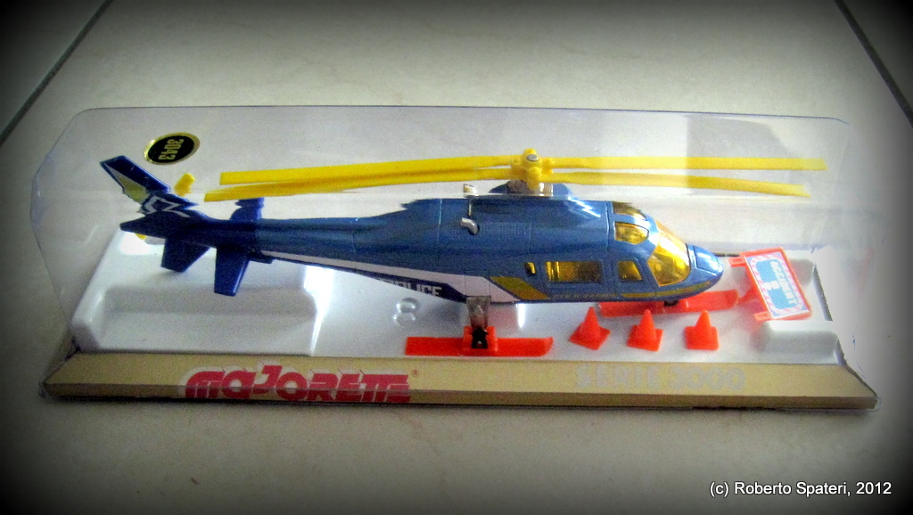Majorette Agusta A109A (n.3043)
